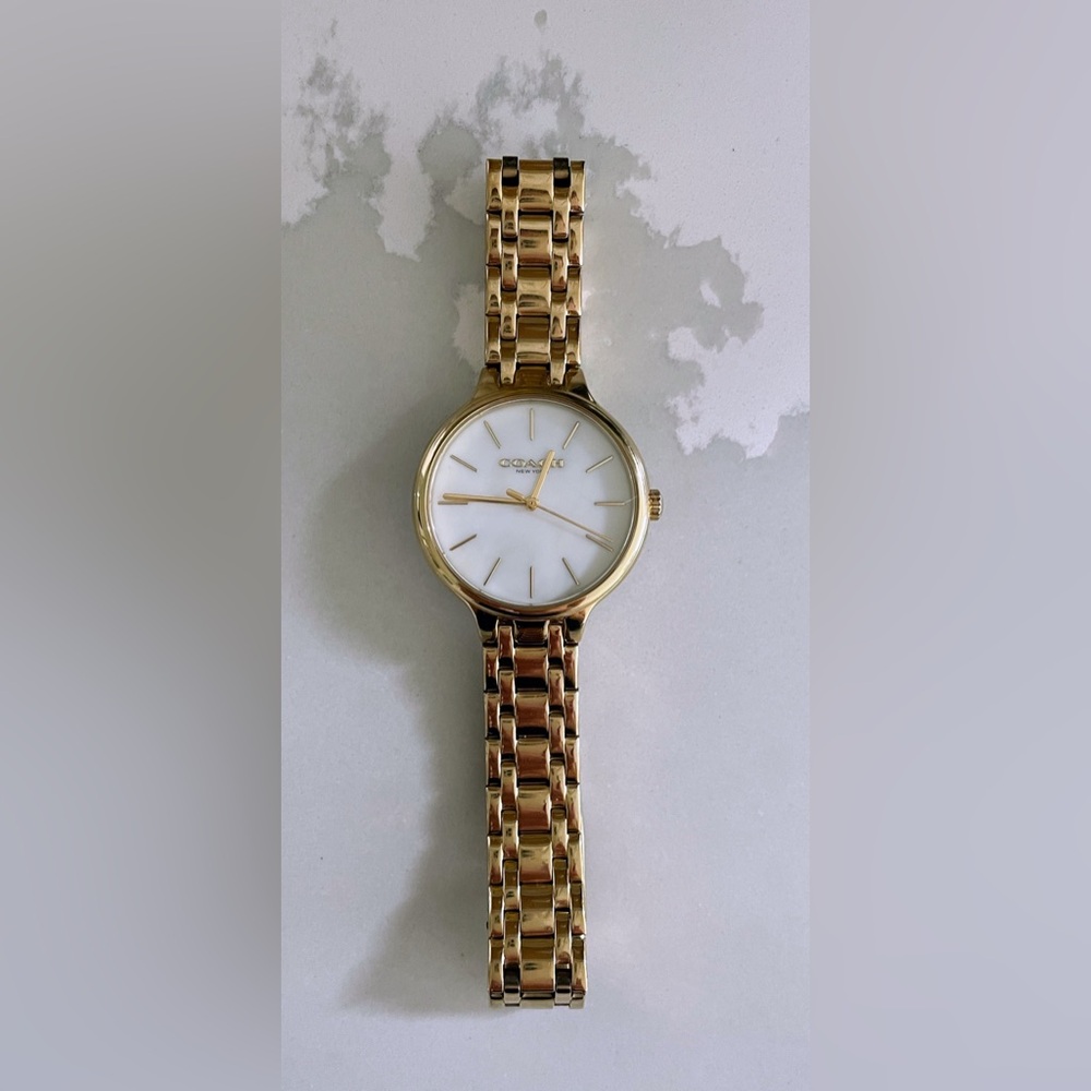 Women’s Coach Watch